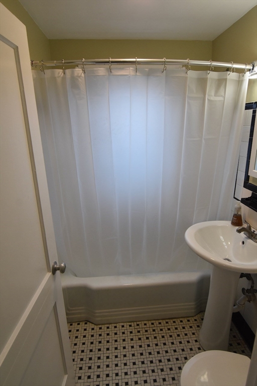 1 bed, 1 bath apartment for rent at 139 Cushing Ave Unit 2L, Dorchester — photo 15 of 20