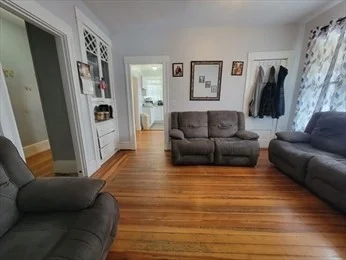 2 bed, 1 bath apartment for rent at 139 Franklin St Unit 5, Lynn — photo 5 of 7