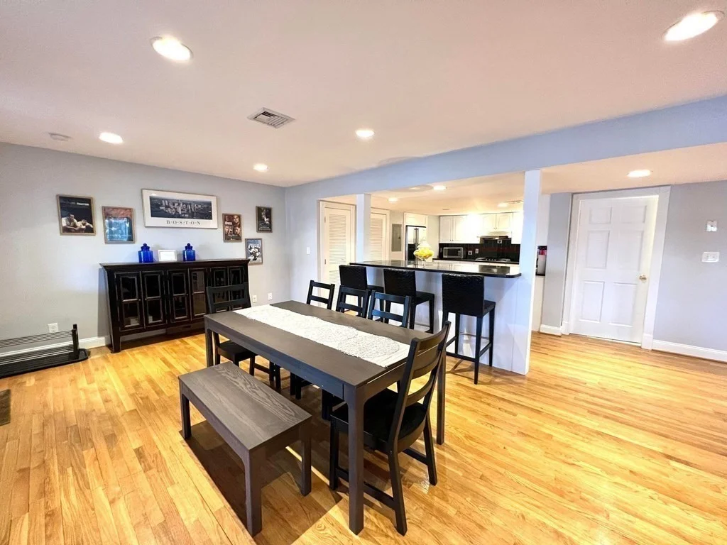 4 bed, 3 bath apartment for rent at 139 Fresh Pond Pkwa Unit 139, West Cambridge — photo 4 of 29