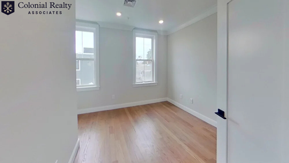 3 bed, 1 bath apartment for rent at 139 George St Unit 21, Roxbury — photo 7 of 8