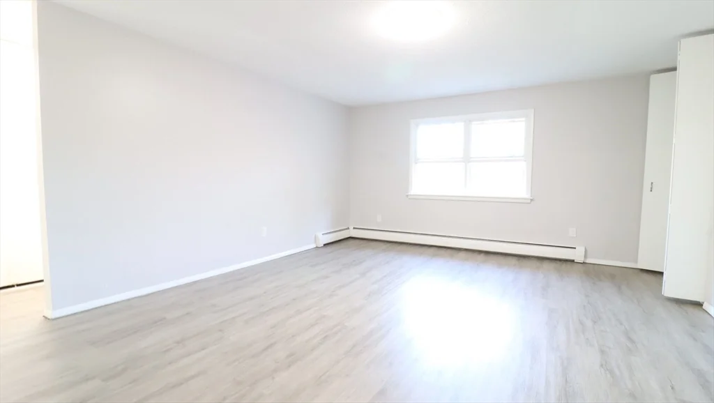 1 bed, 1 bath apartment for rent at 139 Litchfield Pines Dr Unit D, Leominster — photo 2 of 24