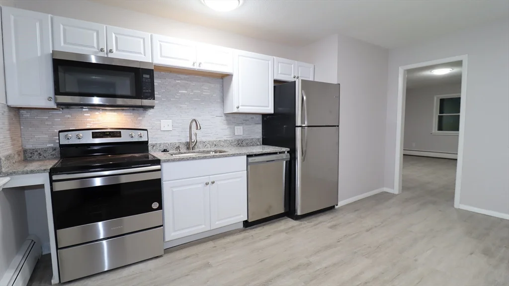 1 bed, 1 bath apartment for rent at 139 Litchfield Pines Dr Unit D, Leominster — photo 3 of 24