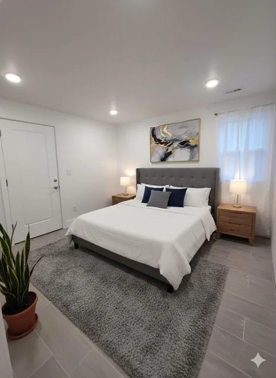 3 bed, 1 bath apartment for rent at 139 Malborough Unit 4, Chelsea — photo 3 of 8