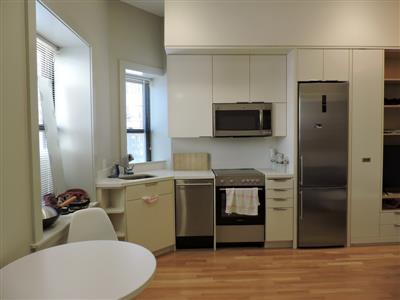 1 bed, 1 bath apartment for rent at 139 Mount Auburn St Unit 5, West Cambridge — photo 4 of 8