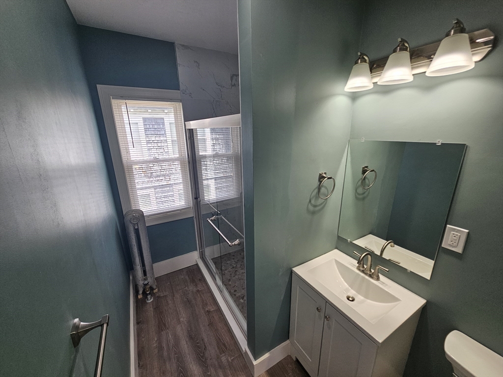 3 bed, 1 bath apartment for rent at 139 Providence Unit 3, Worcester — photo 12 of 26