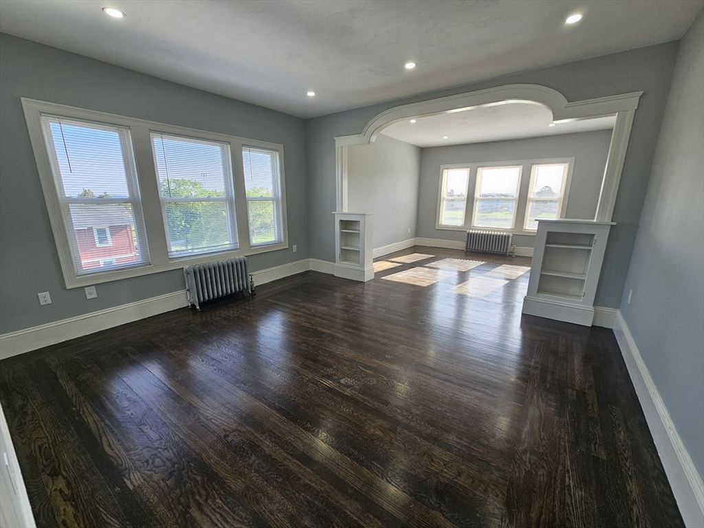 3 bed, 1 bath apartment for rent at 139 Providence Unit 3, Worcester — photo 24 of 26