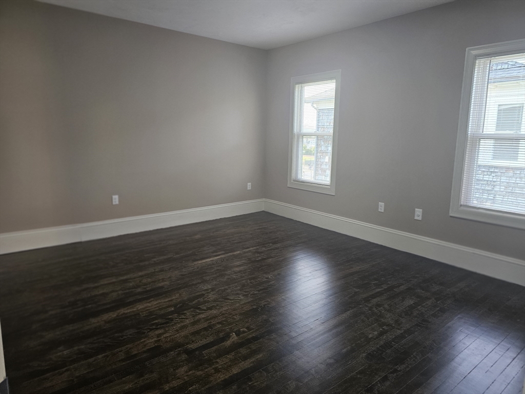 3 bed, 1 bath apartment for rent at 139 Providence Unit 3, Worcester — photo 19 of 26