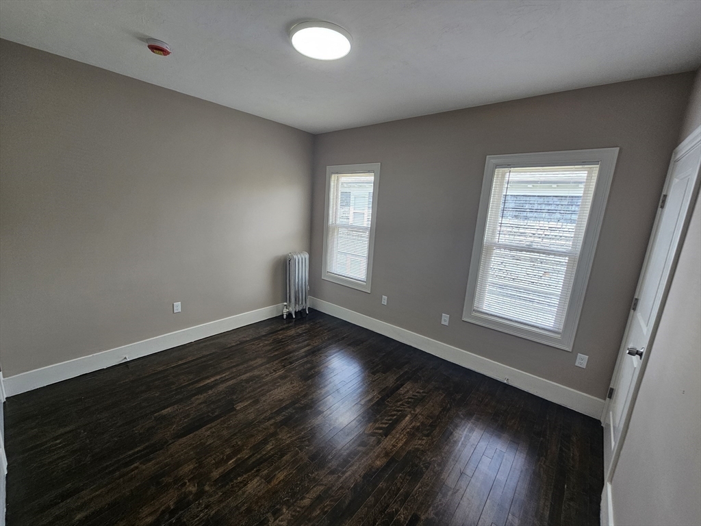 3 bed, 1 bath apartment for rent at 139 Providence Unit 3, Worcester — photo 15 of 26