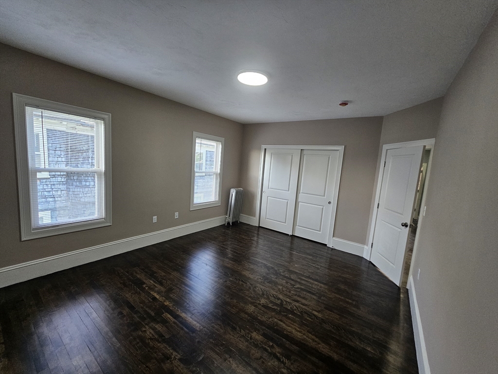 3 bed, 1 bath apartment for rent at 139 Providence Unit 3, Worcester — photo 17 of 26
