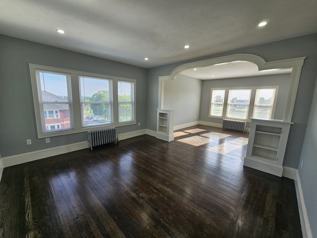 3 bed, 1 bath apartment for rent at 139 Providence Unit 3, Worcester — photo 23 of 26