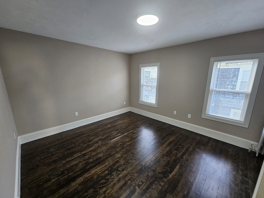 3 bed, 1 bath apartment for rent at 139 Providence Unit 3, Worcester — photo 18 of 26