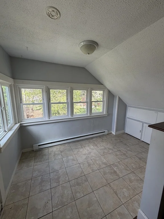 2 bed, 1 bath apartment for rent at 139 Randall Unit 2, Worcester — photo 8 of 10