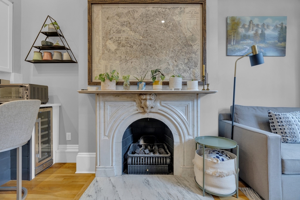 1 bed, 1 bath apartment for rent at 139 W Newton St Unit 2, South End — photo 3 of 13