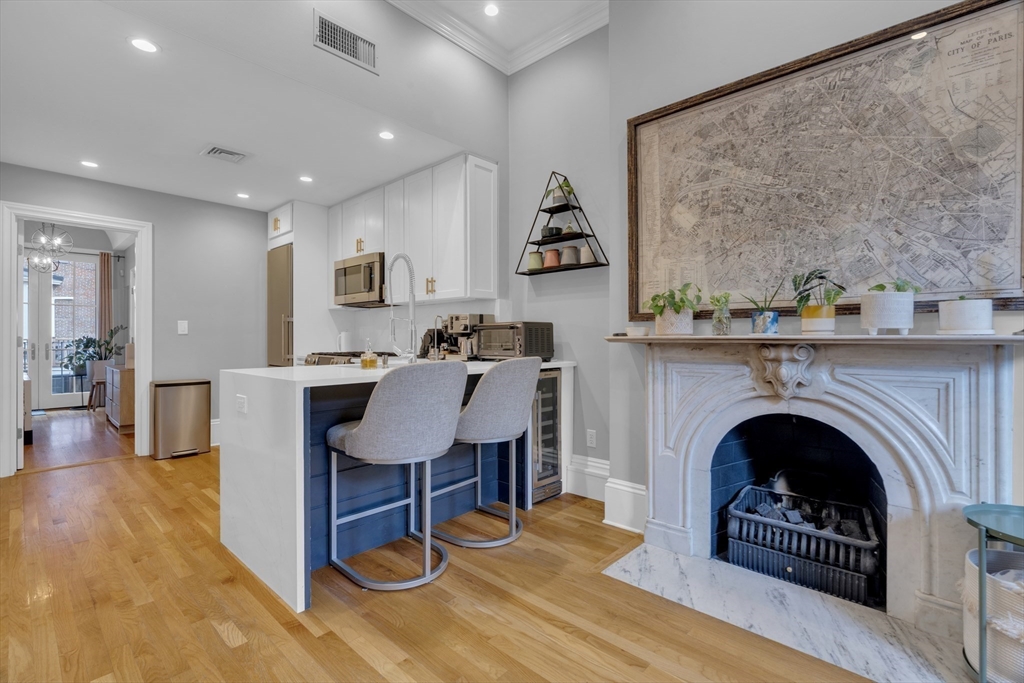 1 bed, 1 bath apartment for rent at 139 W Newton St Unit 2, South End — photo 4 of 13