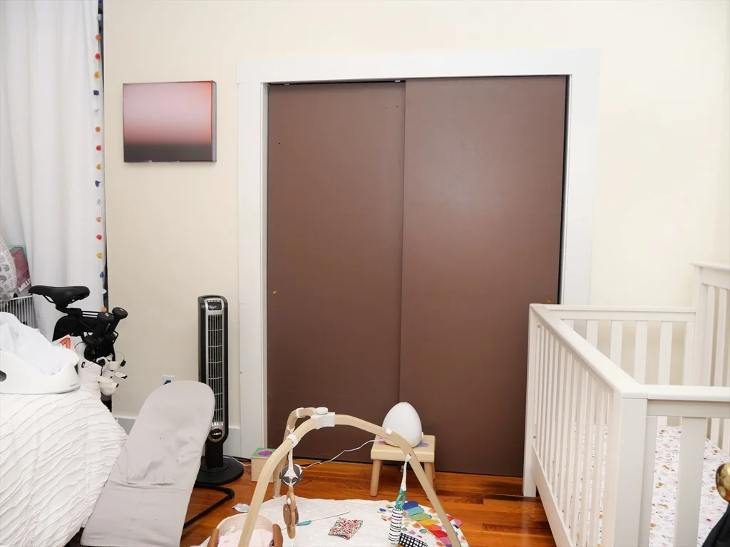 2 bed, 1 bath apartment for rent at 1390 Beacon Unit 11, Coolidge Corner — photo 7 of 10