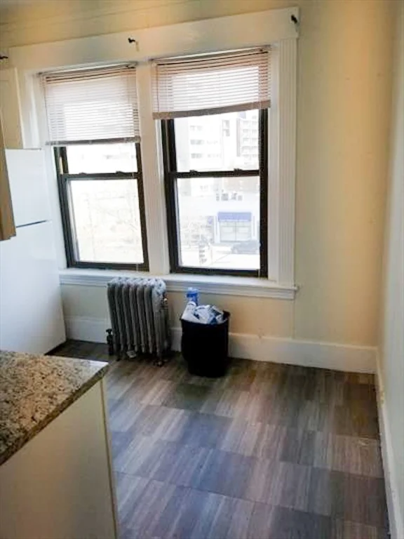2 bed, 1 bath apartment for rent at 1390 Beacon Unit 5, Coolidge Corner — photo 3 of 9