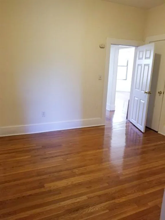 2 bed, 1 bath apartment for rent at 1390 Beacon Unit 5, Coolidge Corner — photo 4 of 9