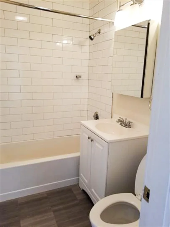 2 bed, 1 bath apartment for rent at 1390 Beacon Unit 5, Coolidge Corner — photo 9 of 9
