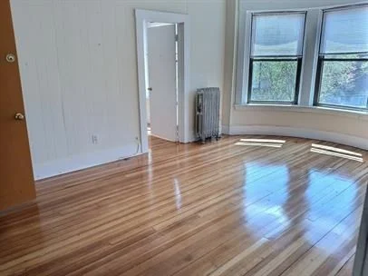 2 bed, 1 bath apartment for rent at 1390 Beacon Unit 7, Coolidge Corner — photo 2 of 10