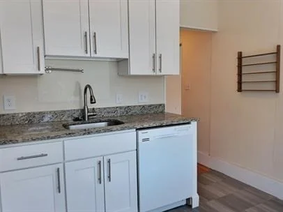 2 bed, 1 bath apartment for rent at 1390 Beacon Unit 7, Coolidge Corner — photo 4 of 10