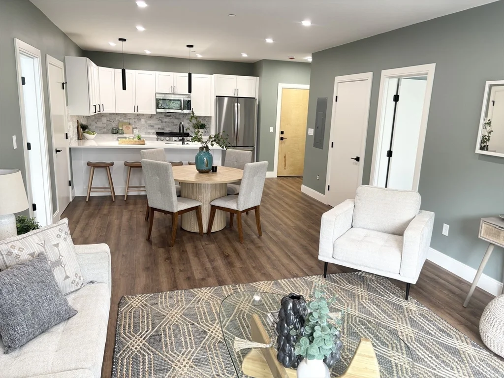 2 bed, 2 bath apartment for rent at 1391 Main St Unit 208, Walpole — photo 8 of 30