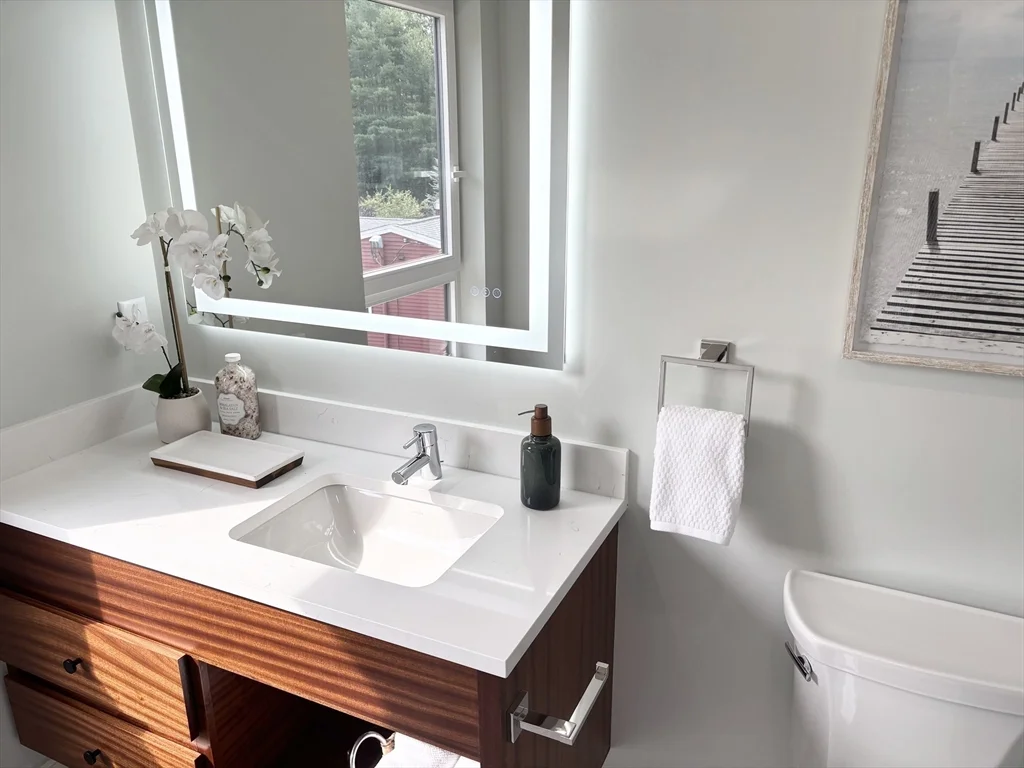 1 bed, 1 bath apartment for rent at 1391 Main St Unit 301, Walpole — photo 19 of 32