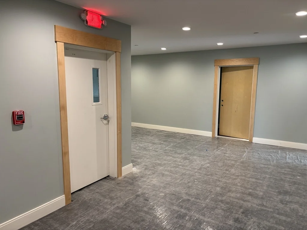 1 bed, 1 bath apartment for rent at 1391 Main St Unit 301, Walpole — photo 12 of 17