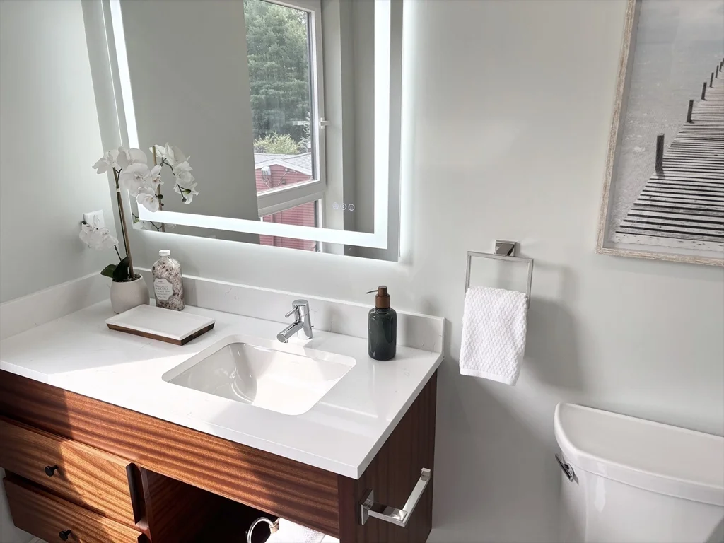 1 bed, 1 bath apartment for rent at 1391 Main St Unit 301, Walpole — photo 9 of 17