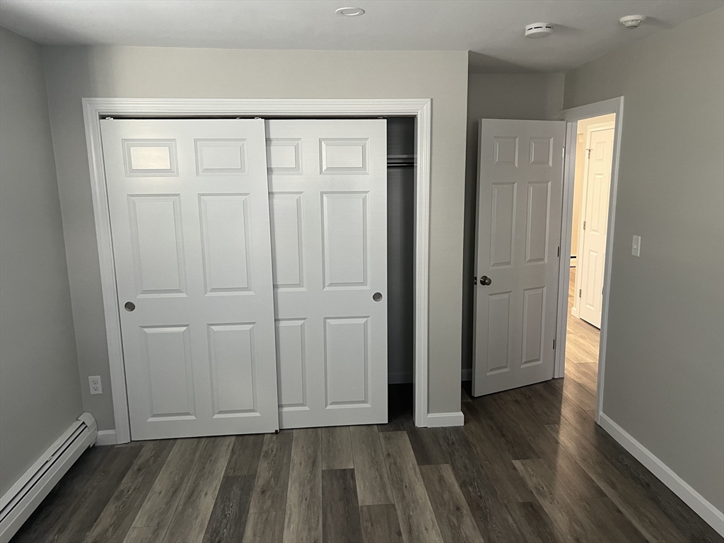 2 bed, 1 bath apartment for rent at 1395 Furnace Brook Pkwa Unit 4, South Quincy — photo 2 of 8