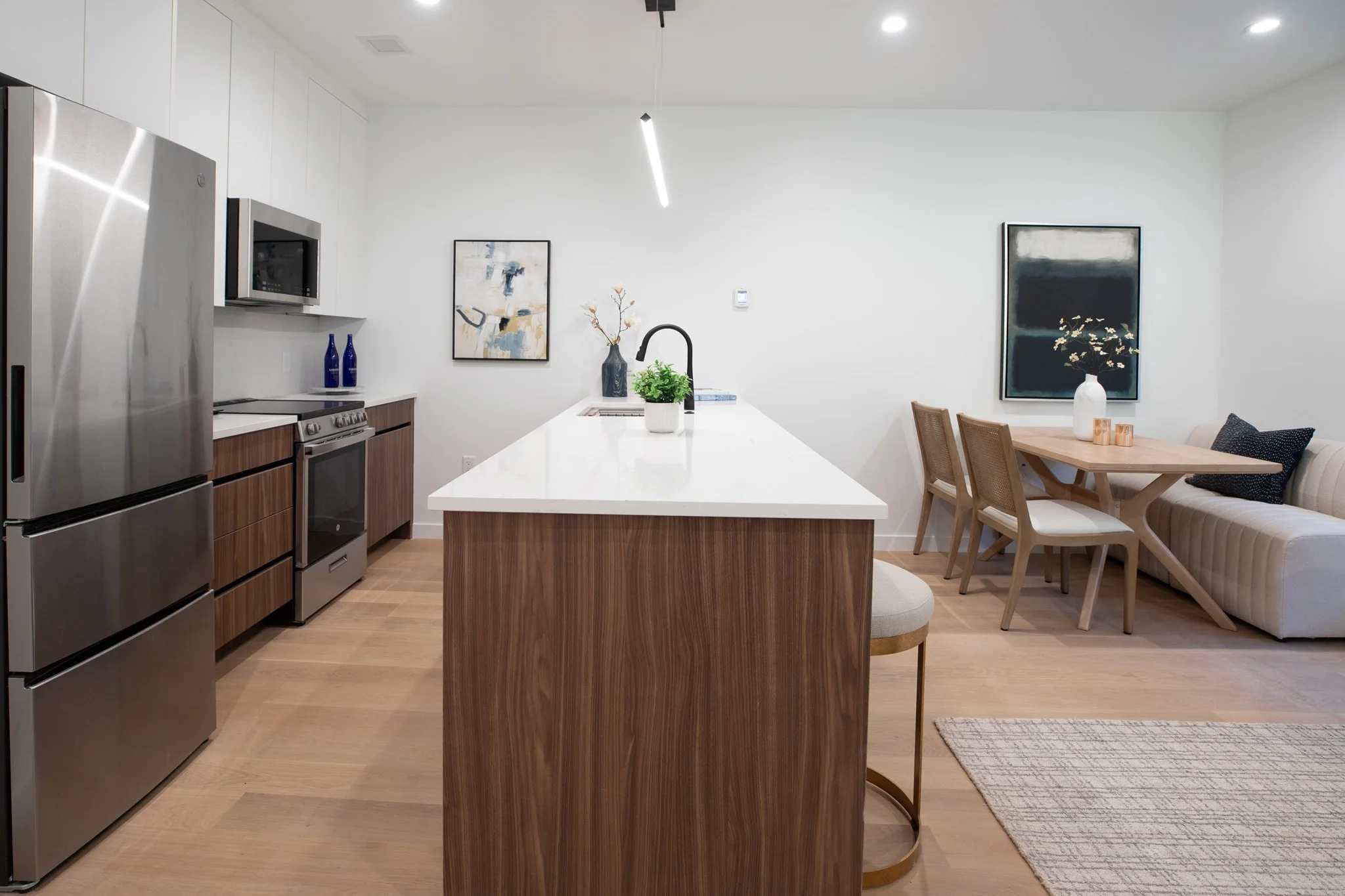 1 bed, 1 bath apartment for rent at 1395 Washington St Unit 401, South End — photo 2 of 14