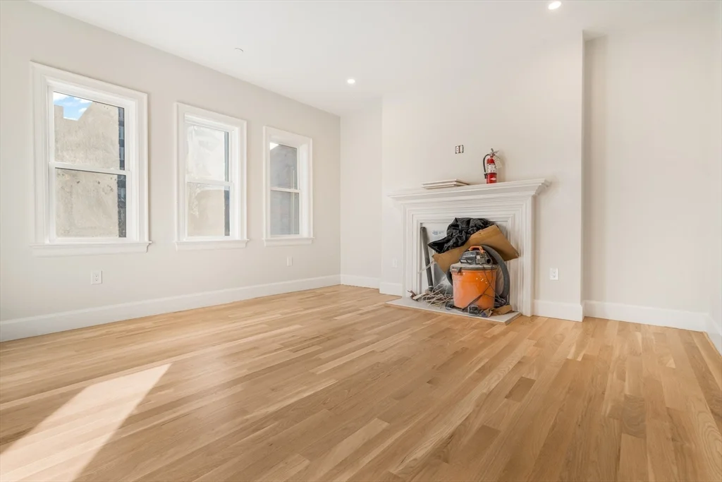 3 bed, 2 bath apartment for rent at 1396 Beacon St Unit 2nd Floor, Coolidge Corner — photo 9 of 14