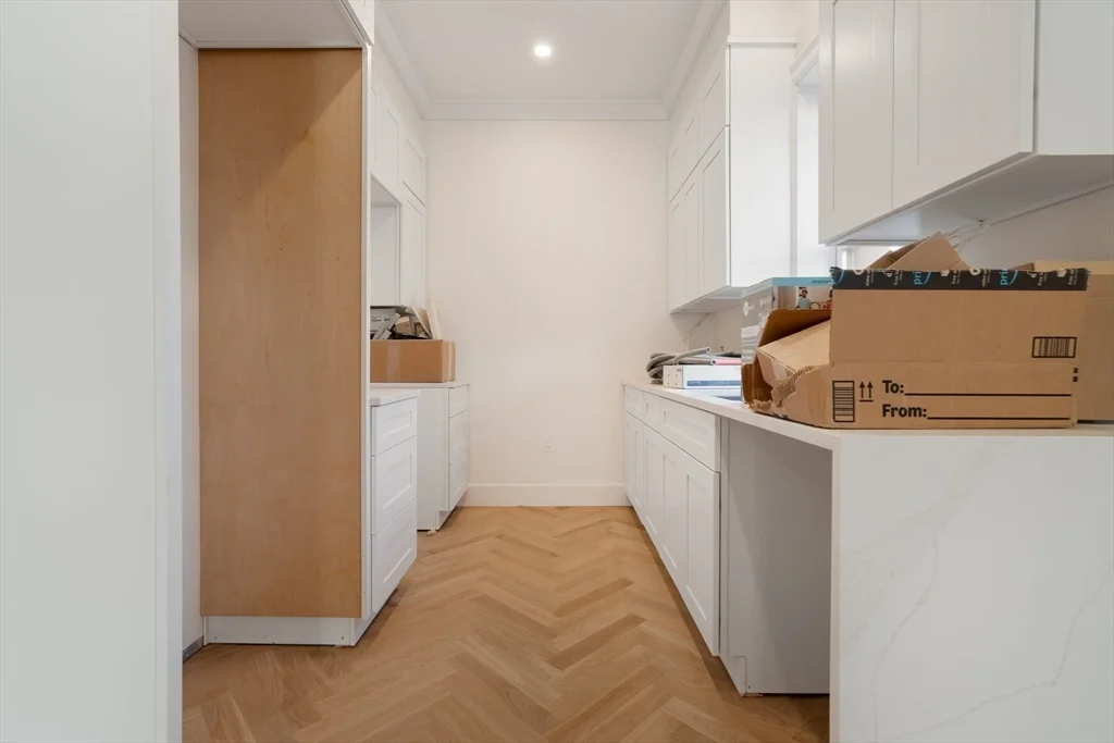 3 bed, 2 bath apartment for rent at 1396 Beacon St Unit 2nd Floor, Coolidge Corner — photo 4 of 14