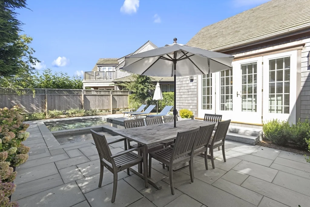 6 bed, 4+ bath apartment for rent at 13A Gingy Ln, Nantucket — photo 29 of 29