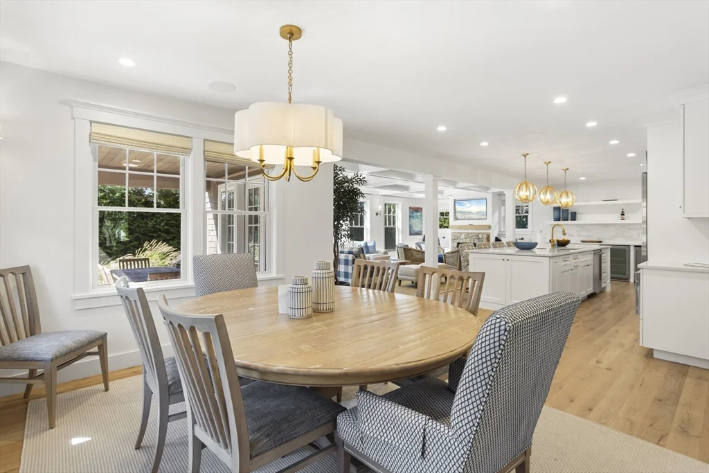 6 bed, 4+ bath apartment for rent at 13A Gingy Ln, Nantucket — photo 6 of 29