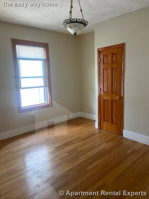 3 bed, 1 bath apartment for rent at 14-16 Clark St Unit 2, Union Square — photo 8 of 22