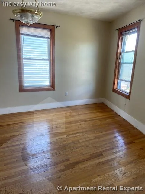 3 bed, 1 bath apartment for rent at 14-16 Clark St Unit 2, Union Square — photo 10 of 22