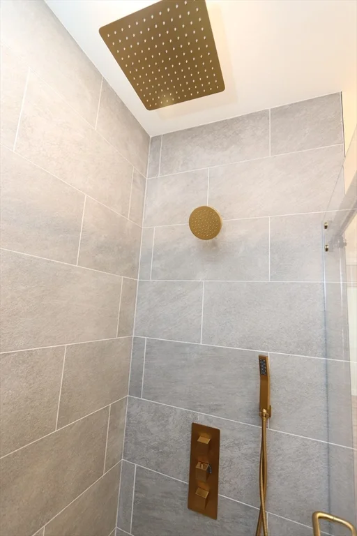 2 bed, 2 bath apartment for rent at 14-16 Harriet St Unit 1, Brighton — photo 12 of 19