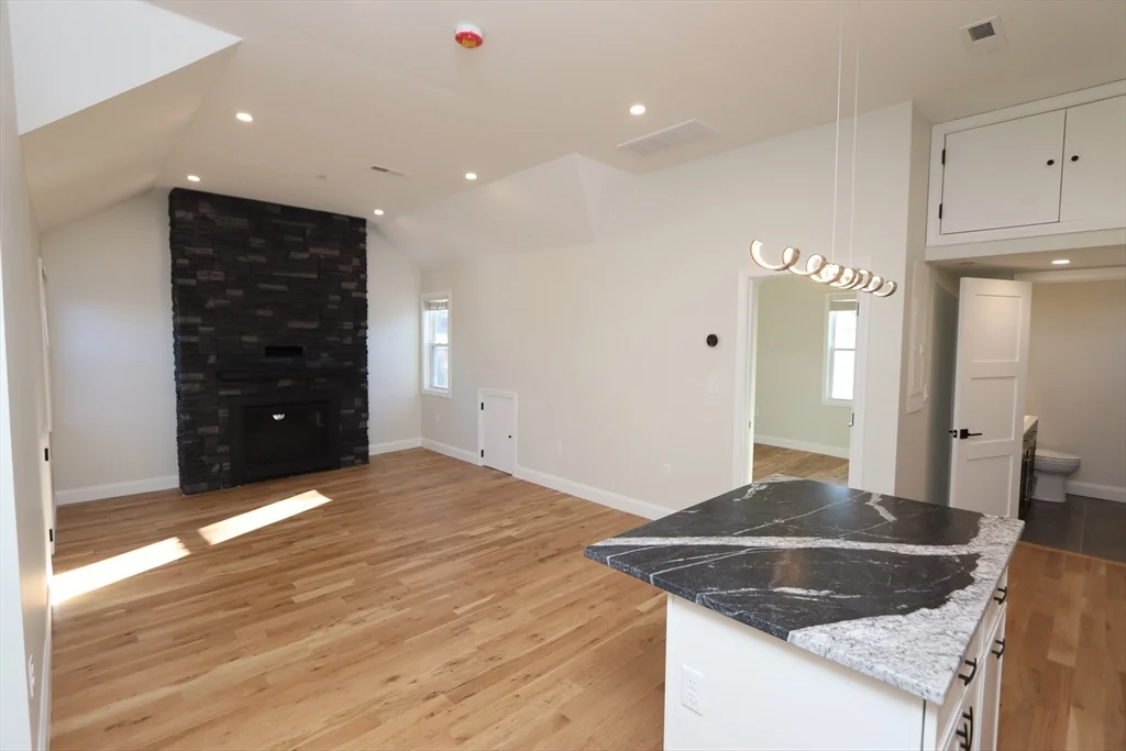 2 bed, 1 bath apartment for rent at 14-16 Harriet St Unit 2, Brighton — photo 5 of 20