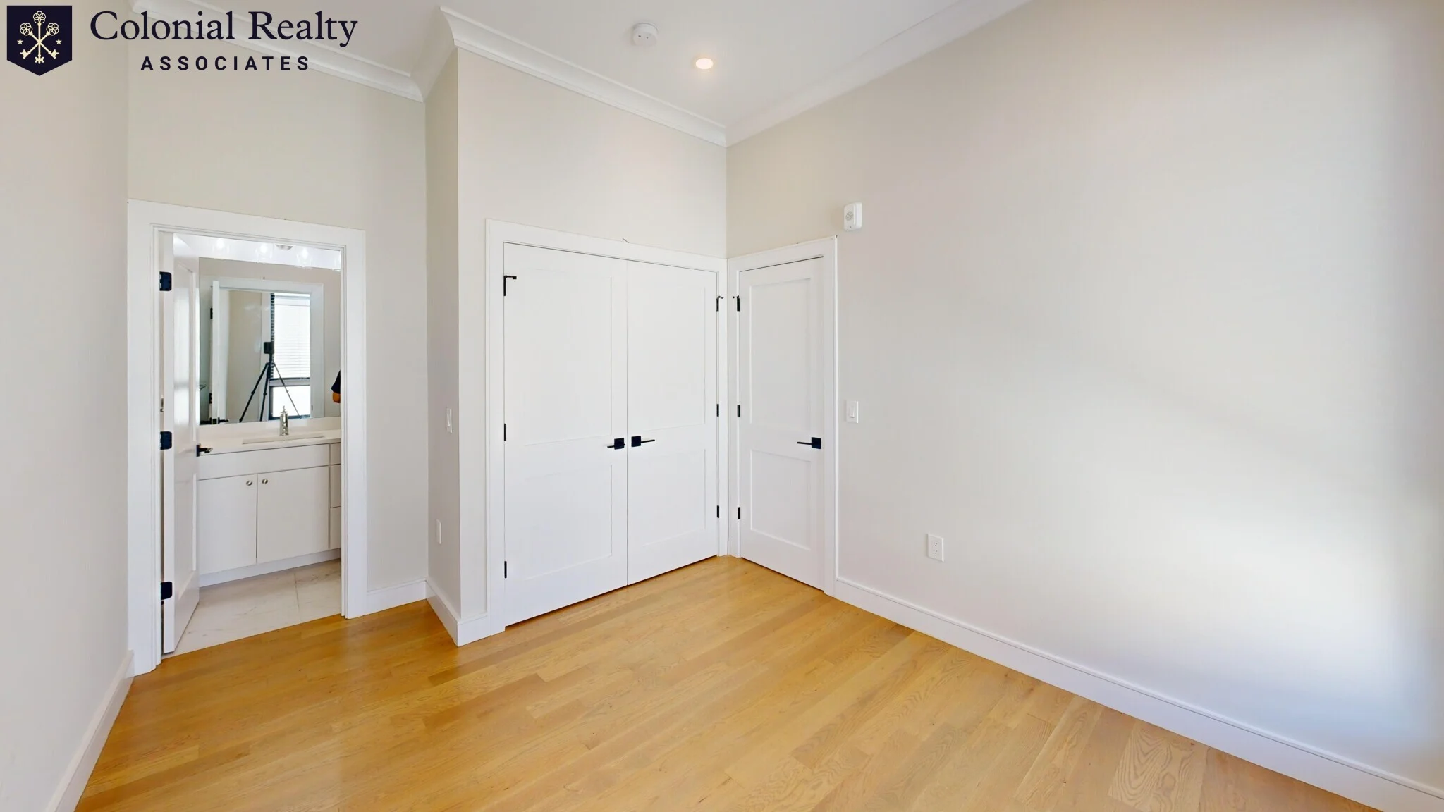 4 bed, 3 bath apartment for rent at 16 Highgate St Unit 204, Allston — photo 18 of 29