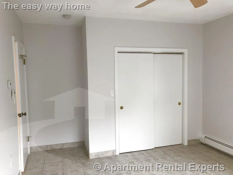2 bed, 1 bath apartment for rent at 14-16 Lewis St Unit 1, Glenwood — photo 7 of 9