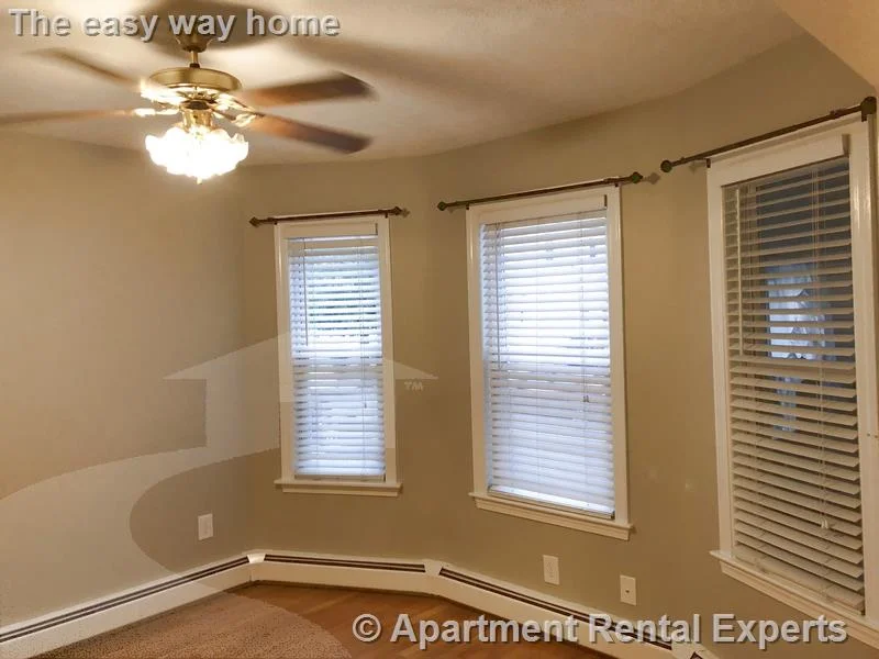 2 bed, 1 bath apartment for rent at 14-16 Lewis St Unit 1, Glenwood — photo 8 of 9