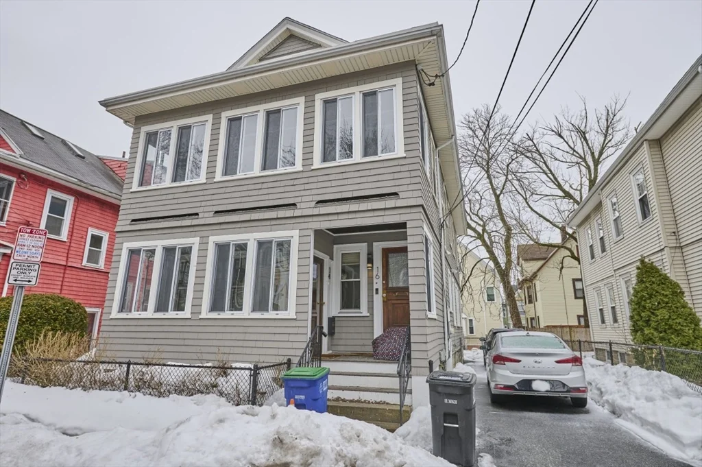 3 bed, 1 bath apartment for rent at 14-16 Malvern Ave Unit 14, Davis Square — photo 1 of 17