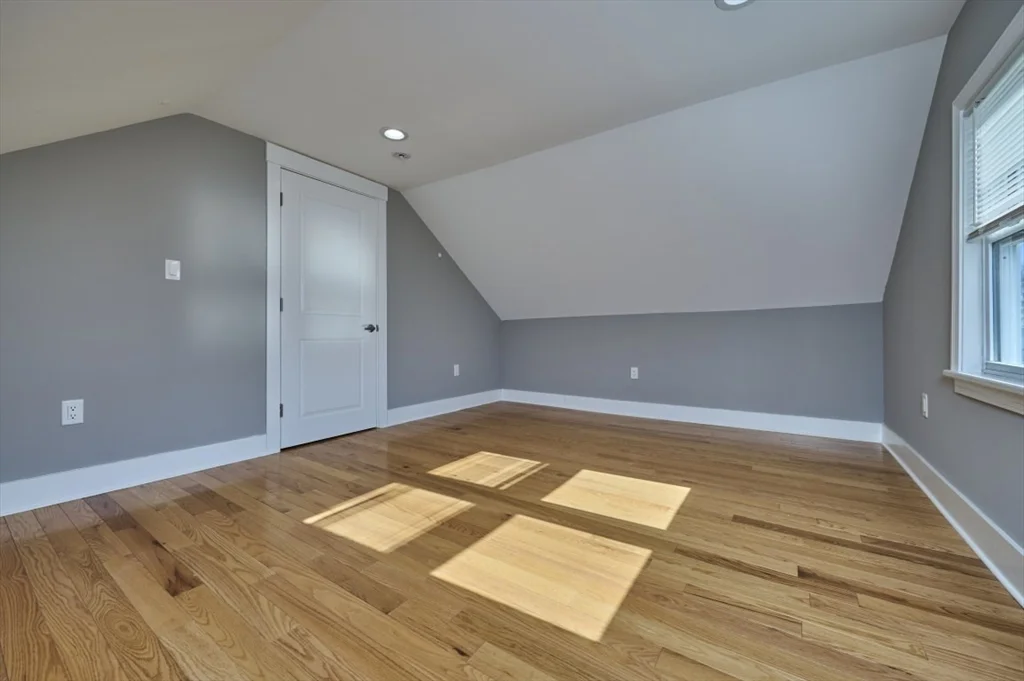4 bed, 2 bath apartment for rent at 14-16 Malvern Unit 2, Somerville — photo 20 of 27