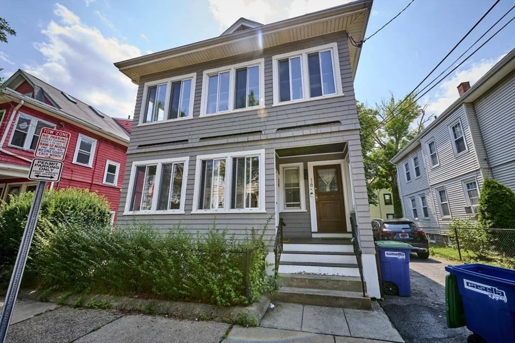 4 bed, 2 bath apartment for rent at 14-16 Malvern Unit 2, Somerville — photo 1 of 27