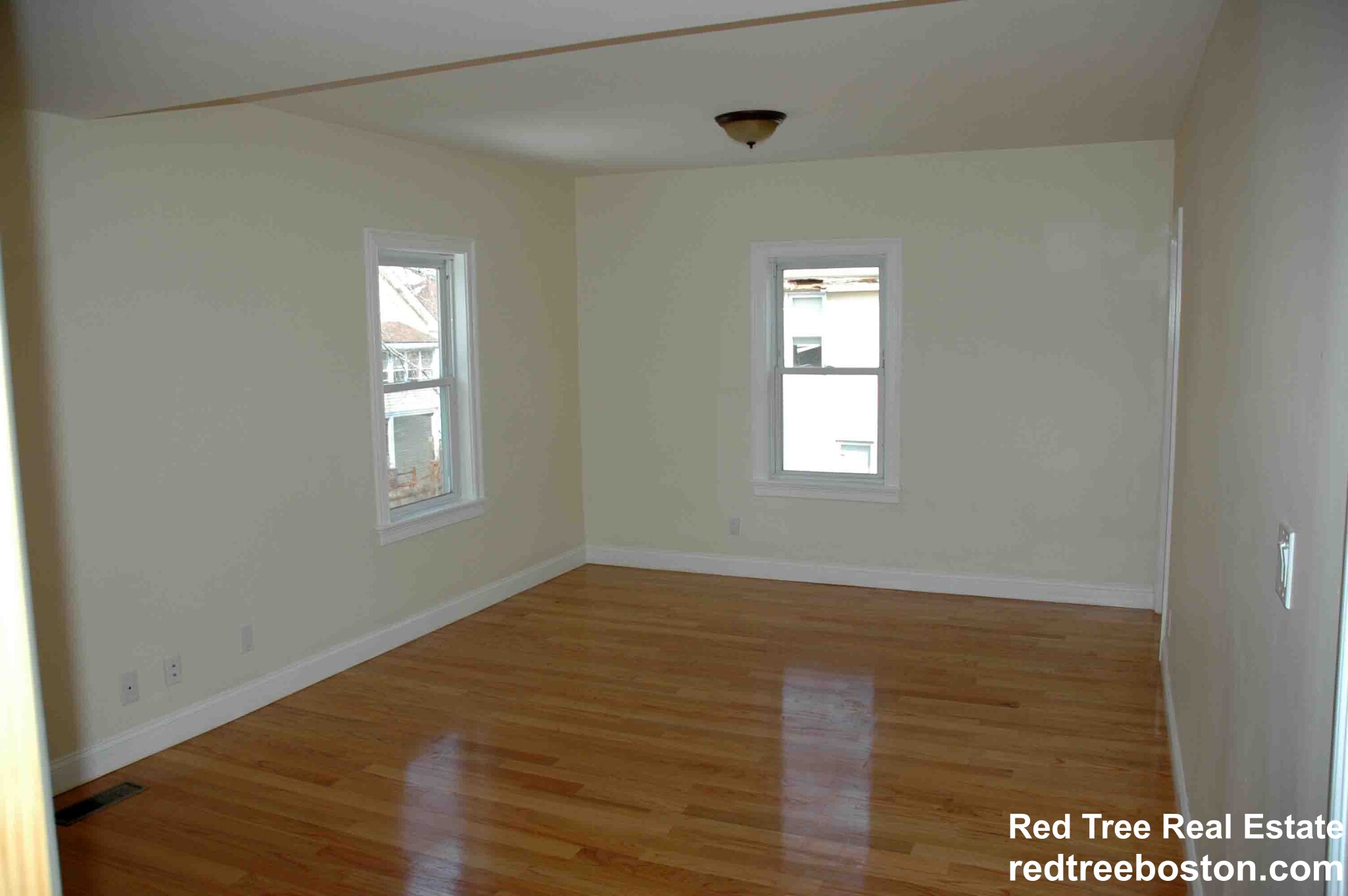 5 bed, 3 bath apartment for rent at 16 Seager Ct, Brighton — photo 10 of 10
