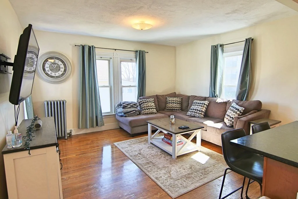 2 bed, 1 bath apartment for rent at 14 4th St Unit 2, Wellington