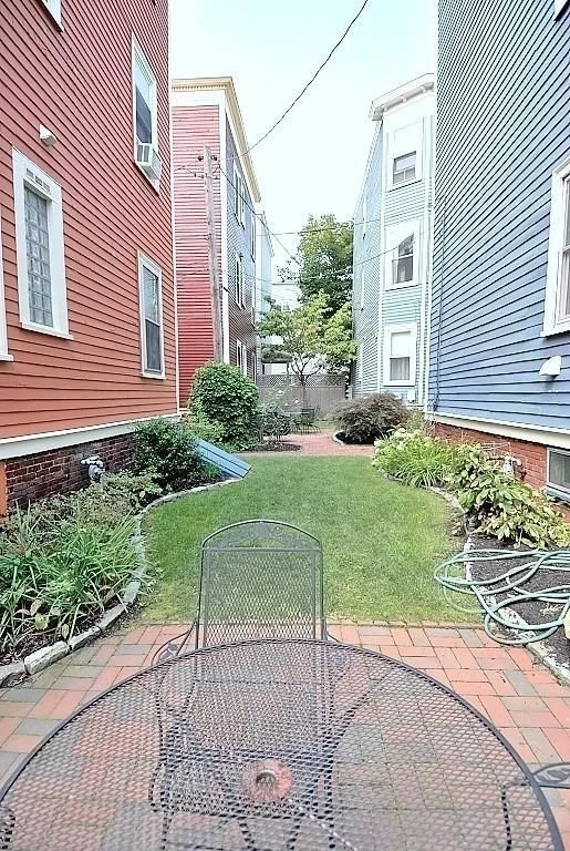 2 bed, 1 bath apartment for rent at 14.5 Magnolia Ave Unit 2, Mid Cambridge — photo 8 of 10