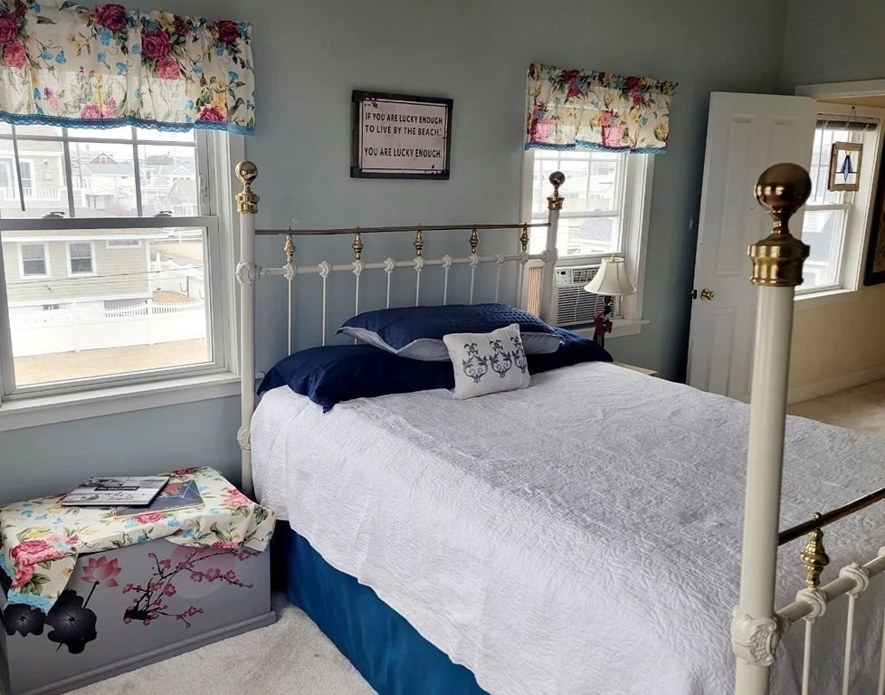 3 bed, 2 bath apartment for rent at 14 55 Unit Weekly, Plum Island — photo 16 of 24