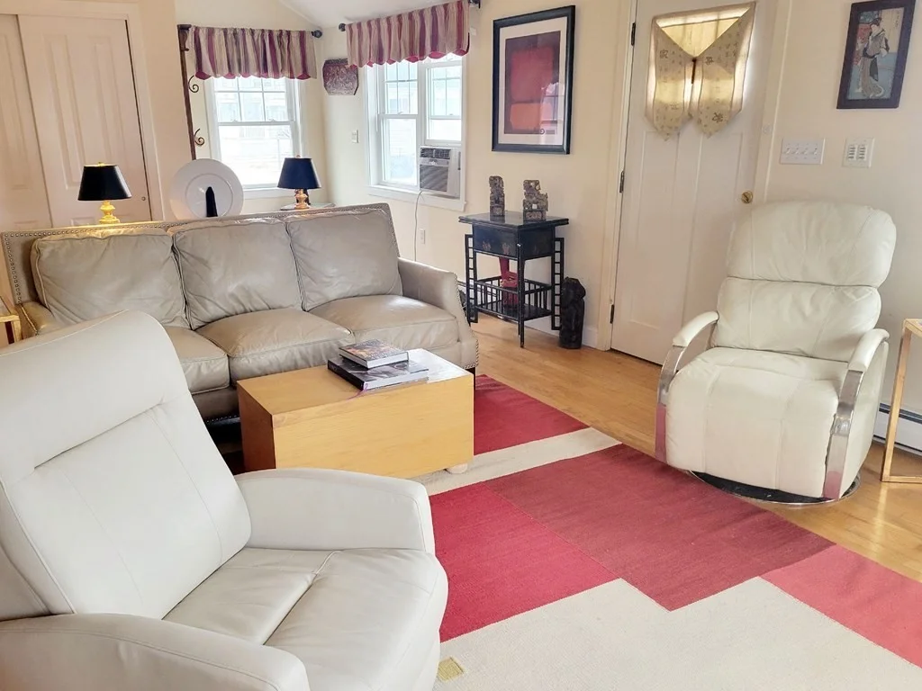 3 bed, 2 bath apartment for rent at 14 55 Unit Weekly, Plum Island — photo 8 of 24