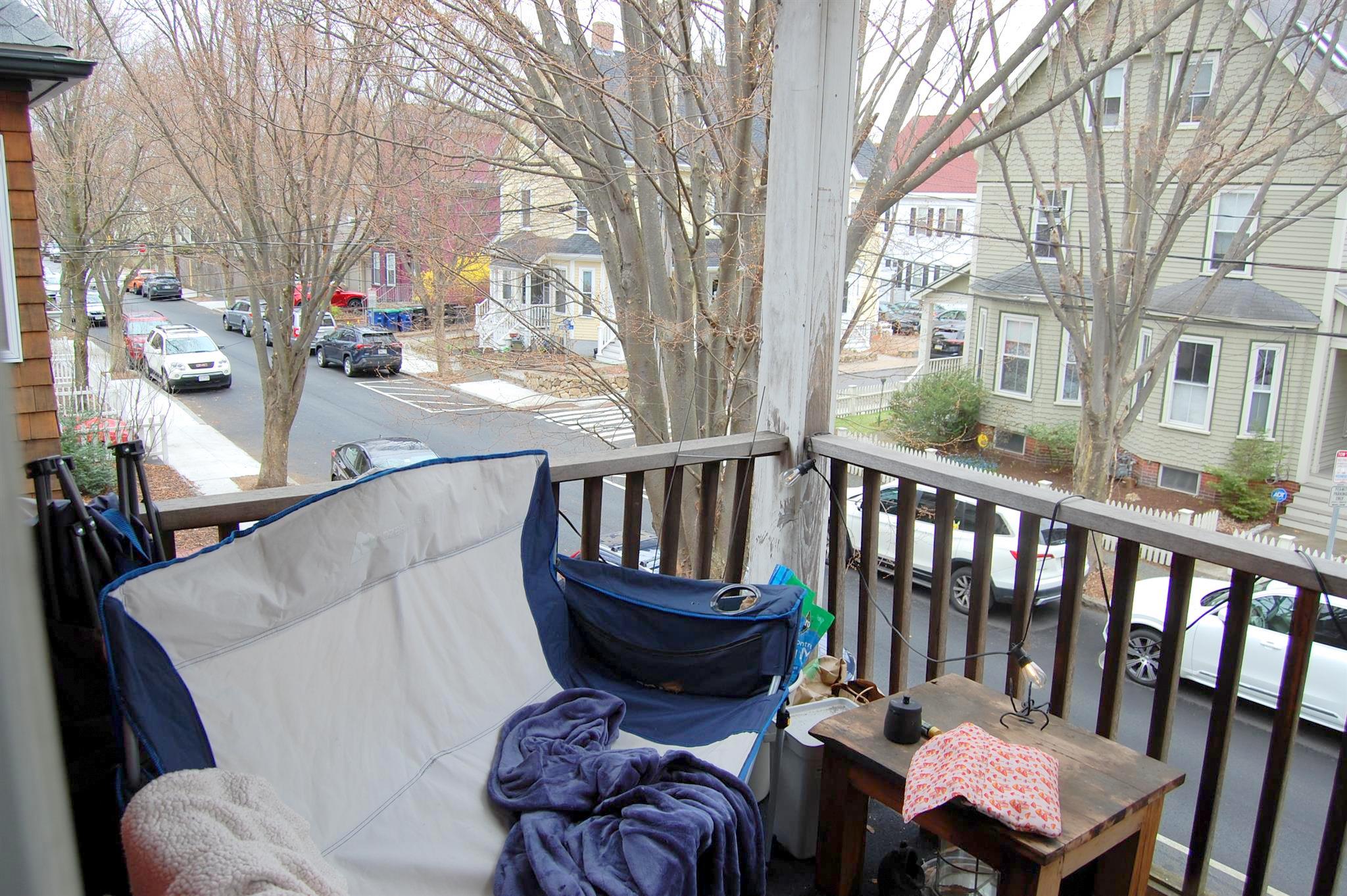 4 bed, 1 bath apartment for rent at 14A Cottage Ave Unit 2, Davis Square — photo 9 of 21